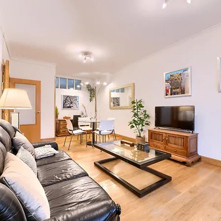 Appartamento Vivienda Turistica Acogedora Y Elegante En Irala Bilbao