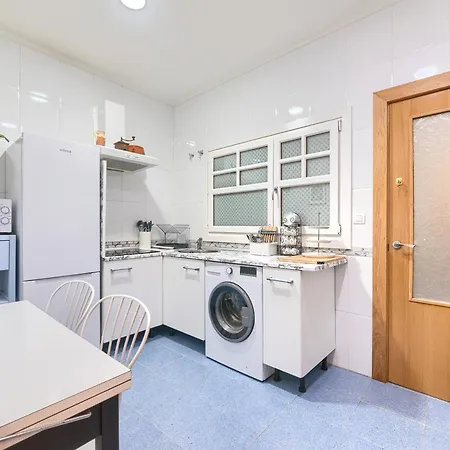 Apartamento Vivienda Turistica Acogedora Y Elegante En Irala Bilbao