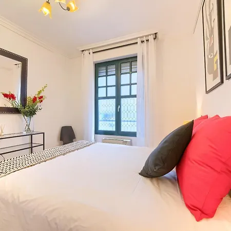Vivienda Turistica Acogedora Y Elegante En Irala Bilbao