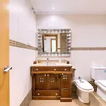 Apartamento Vivienda Turistica Acogedora Y Elegante En Irala Bilbao